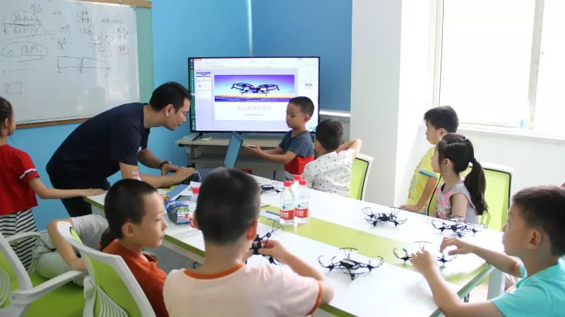 【活動回顧】無人機與機器人體驗 用科技點亮未來工程師夢想